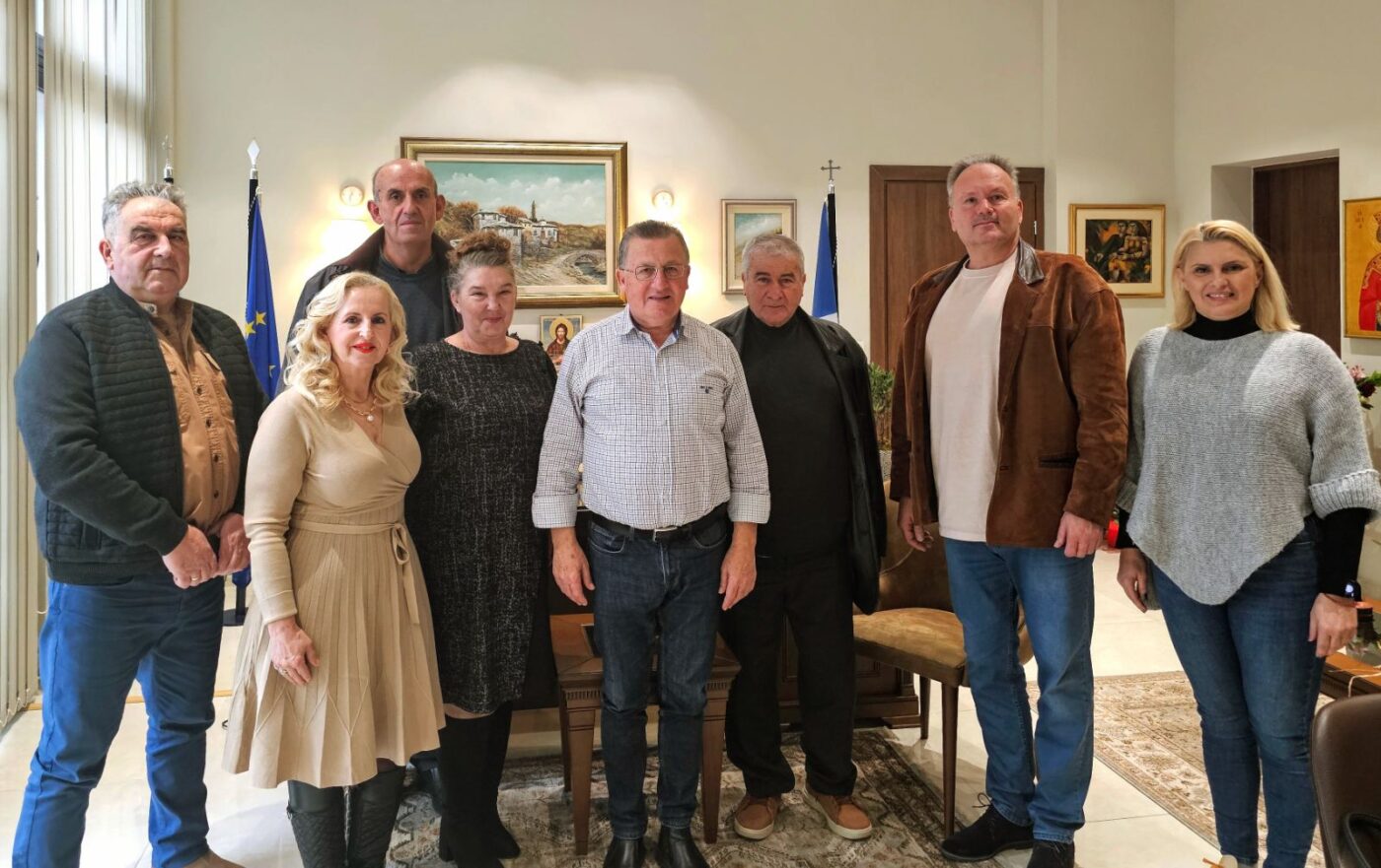 Τον Δήμαρχο Κατερίνης επισκέφτηκαν μέλη του συλλόγου Σερβοελληνικής φιλίας Τσάτσακ – Κατερίνης