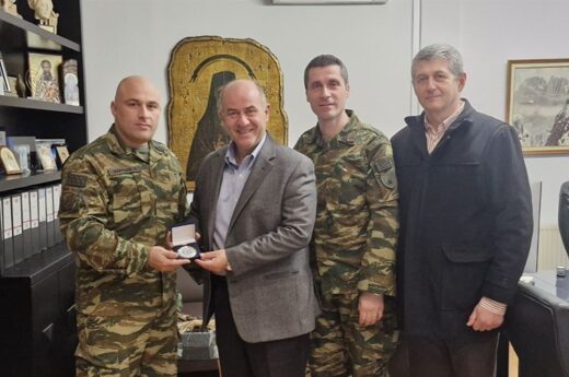 Εθιμοτυπική επίσκεψη του προέδρου & μελών του Δ.Σ. της Ένωσης Στρατιωτικών Περιφερειακής Ενότητας Πιερίας στον Δήμαρχο Δίου-Ολύμπου