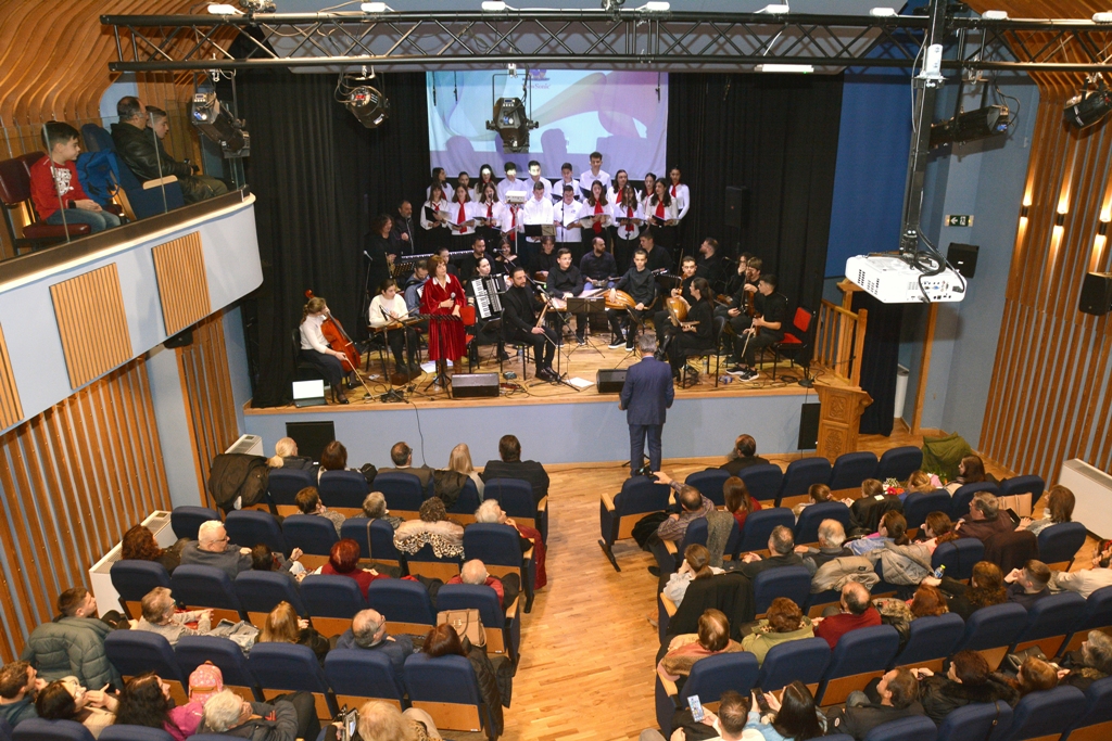 Με επιτυχία έπεσε η αυλαία των εκδηλώσεων «Φώτια 2025» της Ιεράς Μητροπόλεως Κίτρους, Κατερίνης και Πλαταμώνος