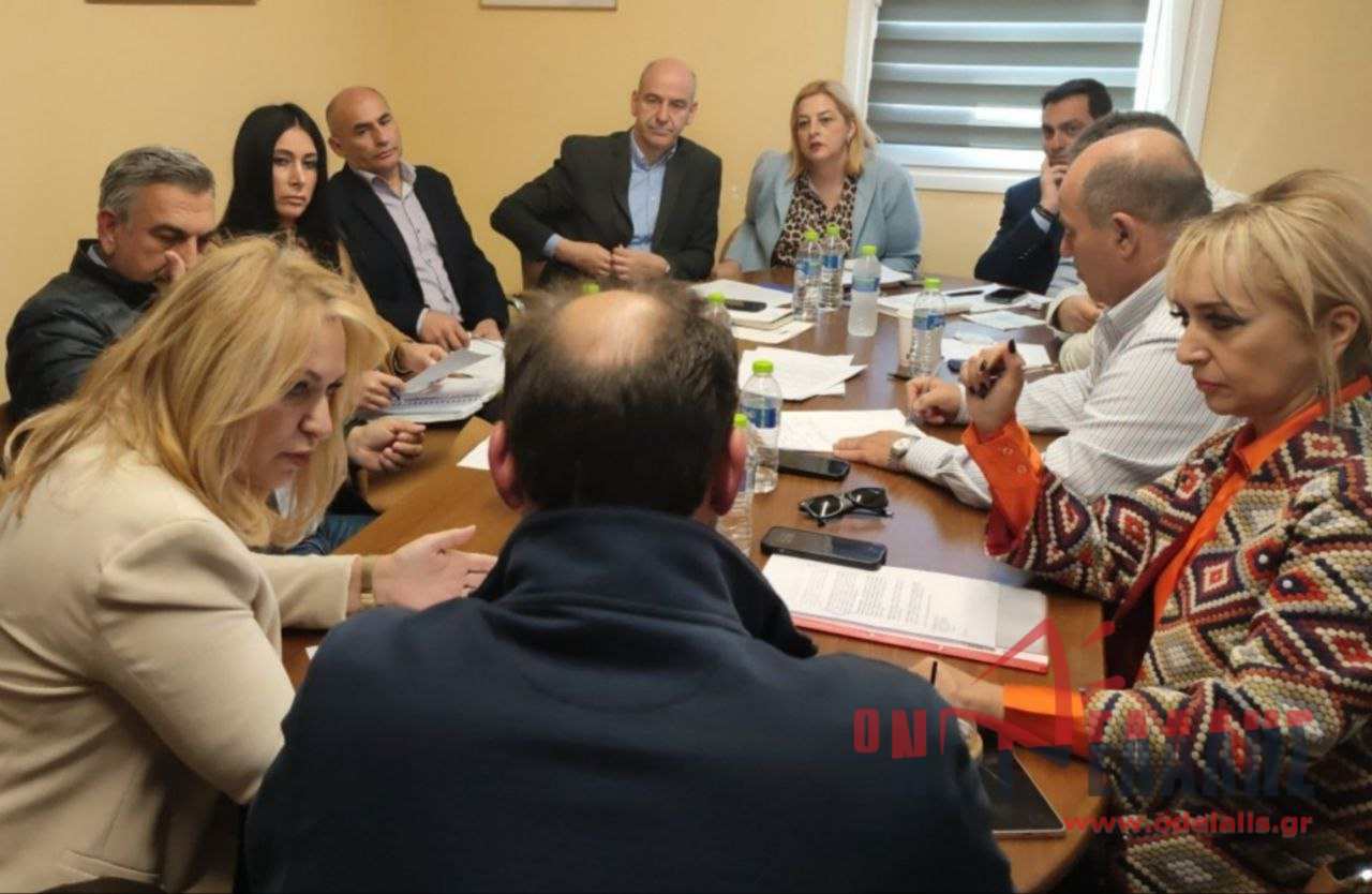 Ευρεία Σύσκεψη στην ΠΕΣΚΟ για τα προβλήματα των αγροτών και του ακτινιδίου