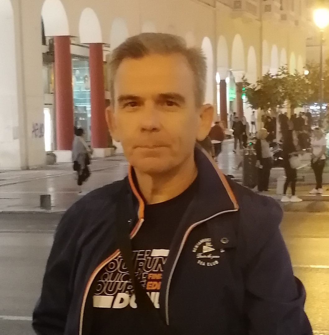 Γιάννης Τσαπουρνιώτης – Παροξυσμός αγάπης