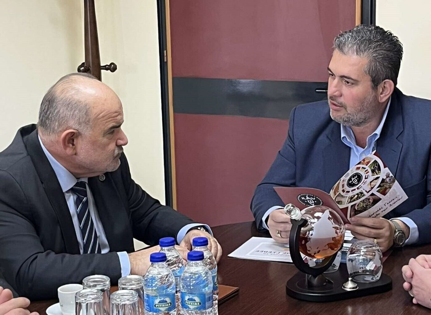 Επίσκεψη του Προέδρου της ΓΣΕΒΕΕ και της ΠΟΕΣΕ στον Πρόεδρο του Επιμελητηρίου Πιερίας