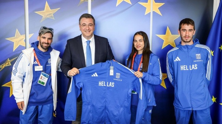 Απ. Τζιτζικώστας: Η Ε.Ε. στηρίζει την περιβαλλοντική δράση στον αυθεντικό Μαραθώνιο