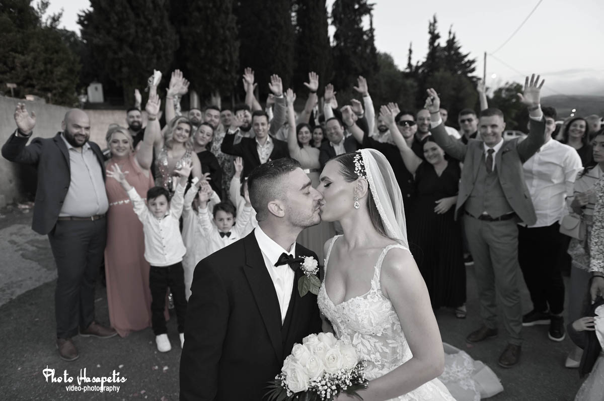 Ο όμορφος γάμος του Θωμά και της Ασπασίας και η βάπτιση Σωτηρίας!