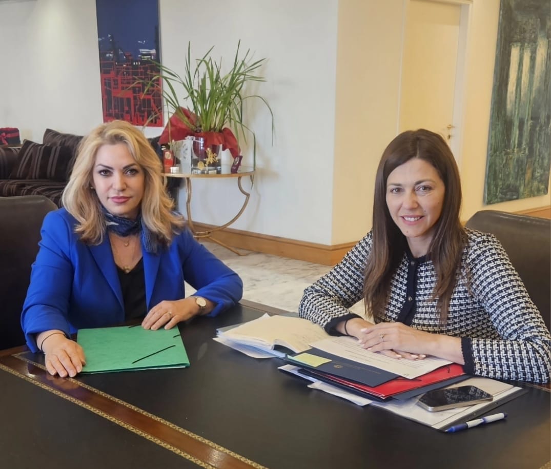 Άννα Μάνη – Παπαδημητρίου: «Συνάντηση με την Υπουργό Παιδείας, με επίκεντρο νέο Πρόγραμμα Σπουδών στην Κατερίνη, για Διοίκηση Ναυτιλιακών Μεταφορών»