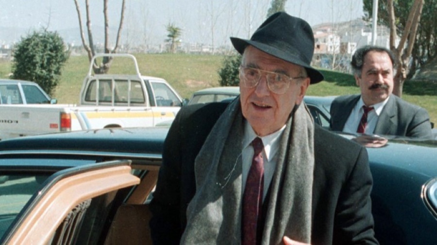 Πωλήθηκε η ιστορική Mercedes του Ανδρέα Παπανδρέου