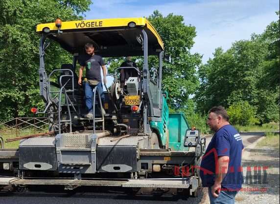Καρίτσα | Σε εξέλιξη το πρόγραμμα ασφαλτοστρώσεων