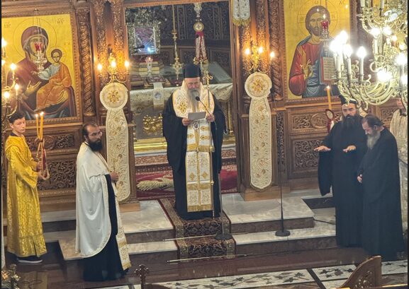 Παράκληση υπέρ των μαθητών για τις Σχολικές και Πανελλήνιες Εξετάσεις στην Κατερίνη