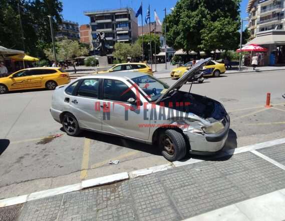 Περίεργο περιστατικό στο κέντρο της Κατερίνης (vid): Οδηγός παράτησε το όχημα «όπως-όπως»
