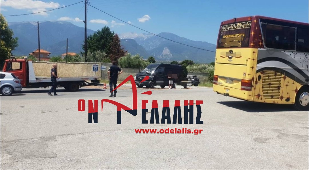 Τριπλή καραμπόλα στην παραλιακή οδό της Πλάκας Λιτοχώρου