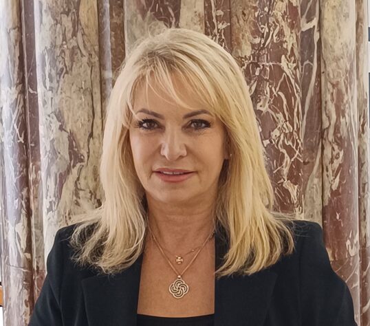 Άννα Μάνη – Παπαδημητρίου: Συγχαρητήριο μήνυμα