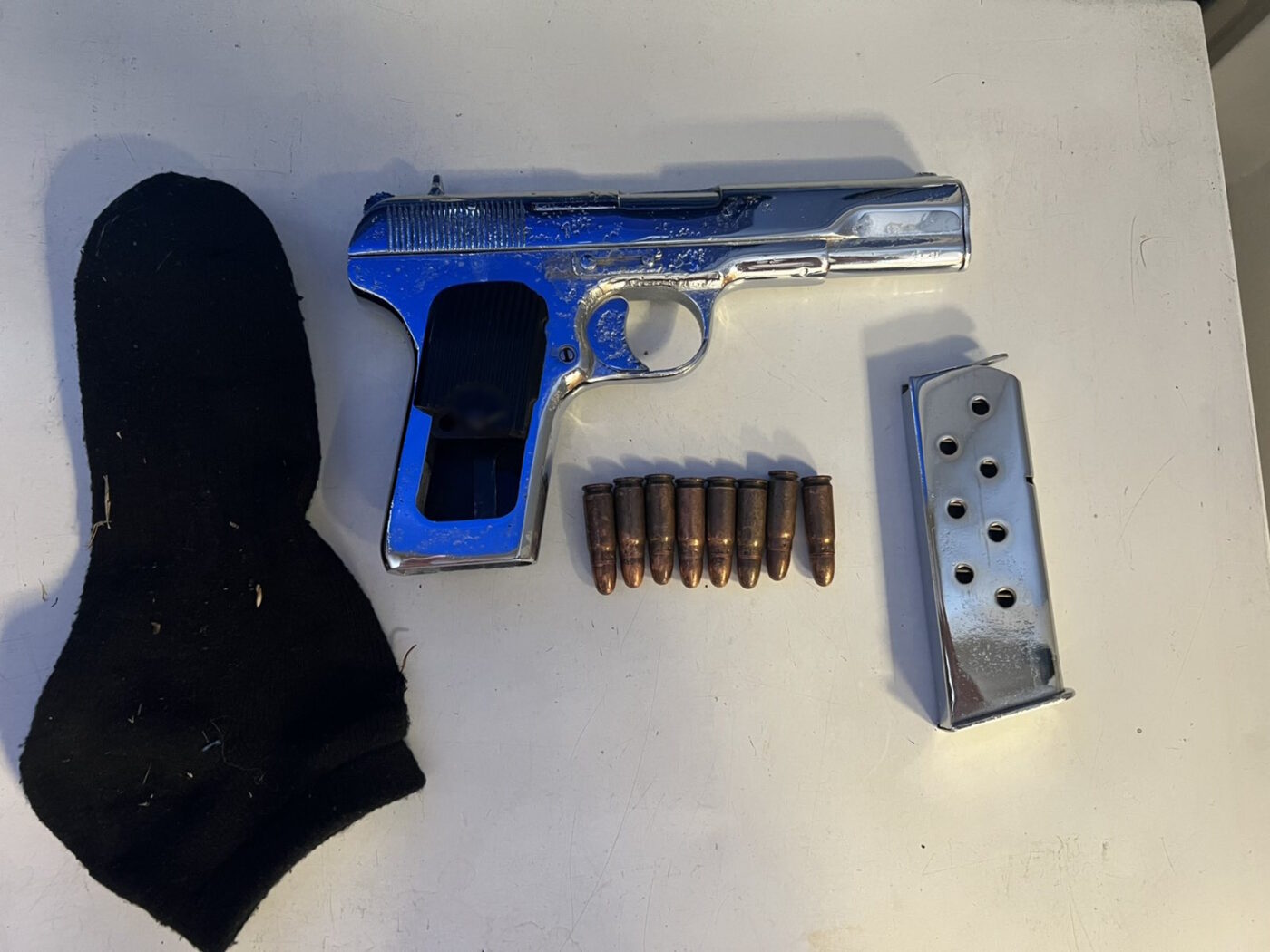 Πιερία: Συνελήφθη αλλοδαπός με κρυμμένο πιστόλι στο όχημα