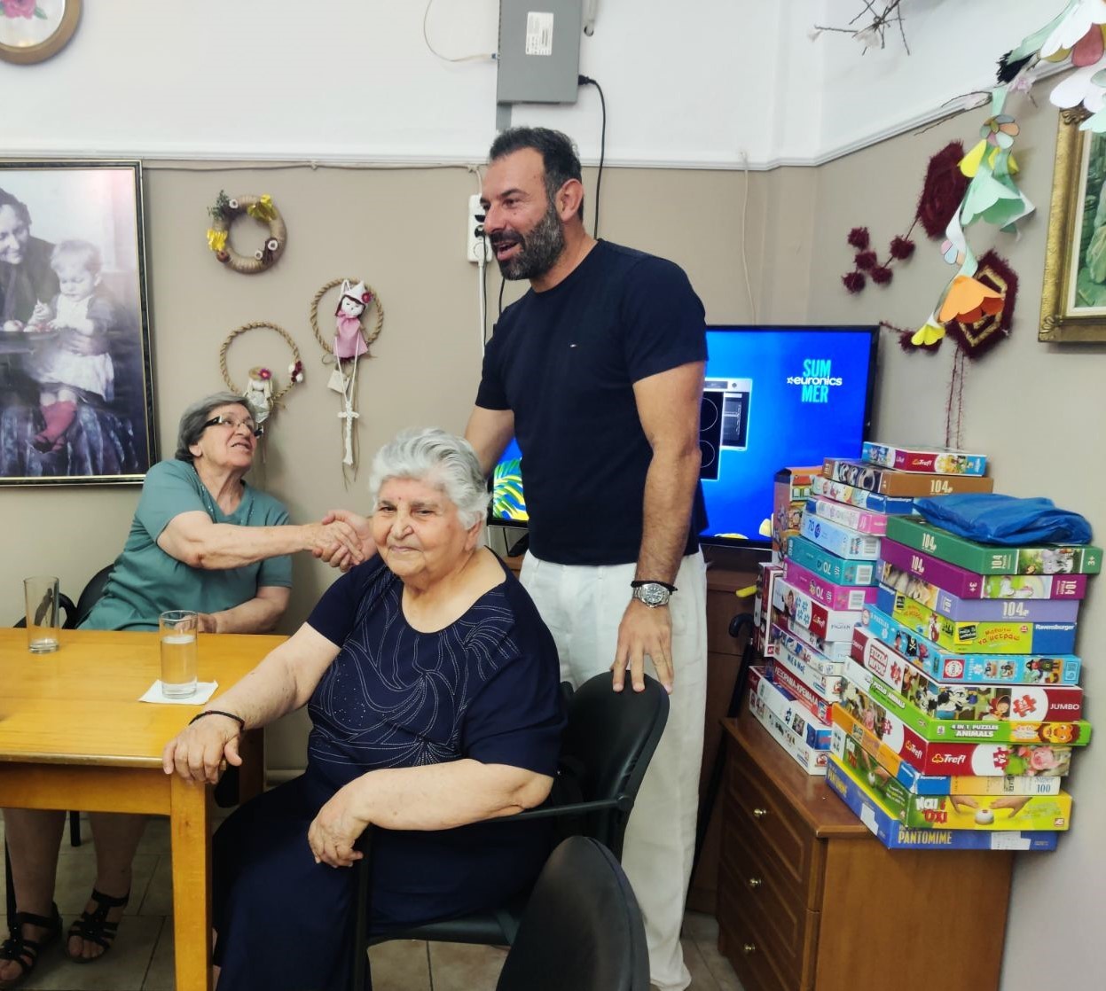 Καθημερινή δωρεάν σίτιση των ωφελούμενων του Κέντρου Ημερήσιας Φροντίδας Ηλικιωμένων στην Κατερίνη