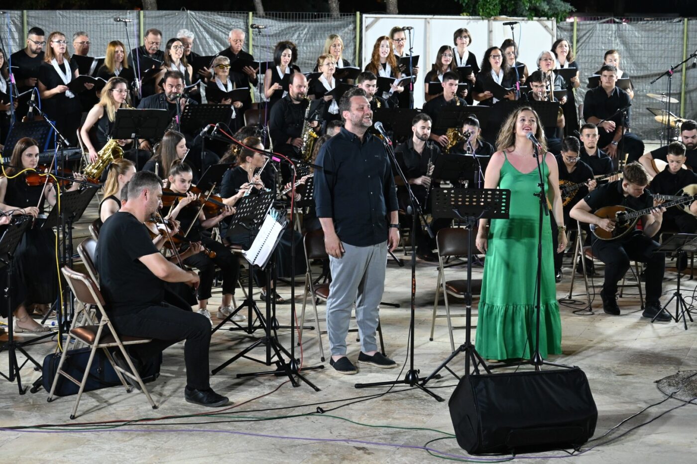 Μεγάλη λαϊκή συναυλία με τραγούδια κορυφαίων δημιουργών παρουσίασε το Δημοτικό Ωδείο Κατερίνης