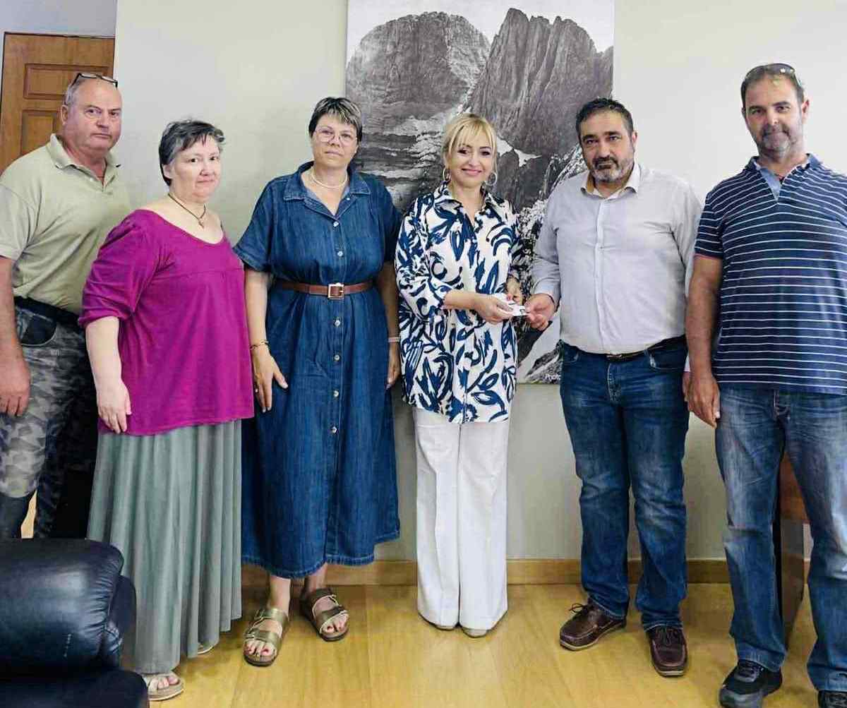 Επίσκεψη του Μελισσοκομικού Συλλόγου Πιερίας “Ο Άγιος Φιλάρετος ο Ελεήμων” στην Αντιπεριφερειάρχη