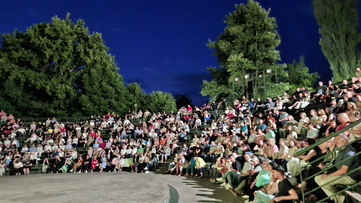 Μια βραδιά μαγεία γεμάτη Μίκη Θεοδωράκη από το Μουσικό Εργαστήρι Ολύμπου