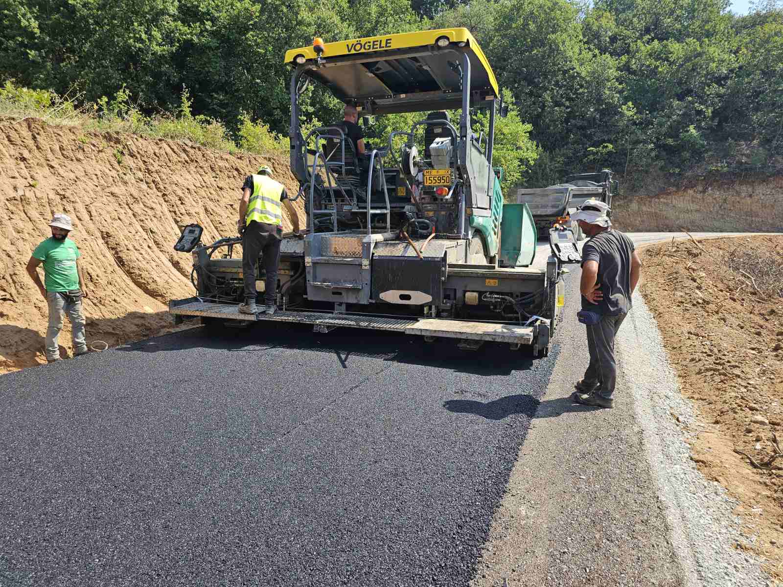 Δήμος Κατερίνης: Ασφαλτόστρωση & βελτίωση αγροτικών οδών στην Κάτω Μηλιά