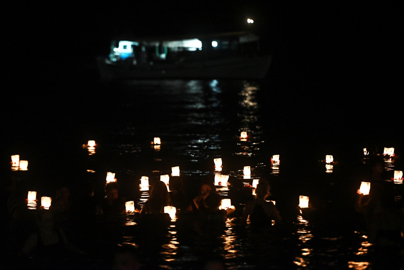 Επτά χρόνια από την τραγωδία στο Μάτι: Συγκλονιστικές εκδηλώσεις μνήμης και ηχηρό μήνυμα για τις ευθύνες