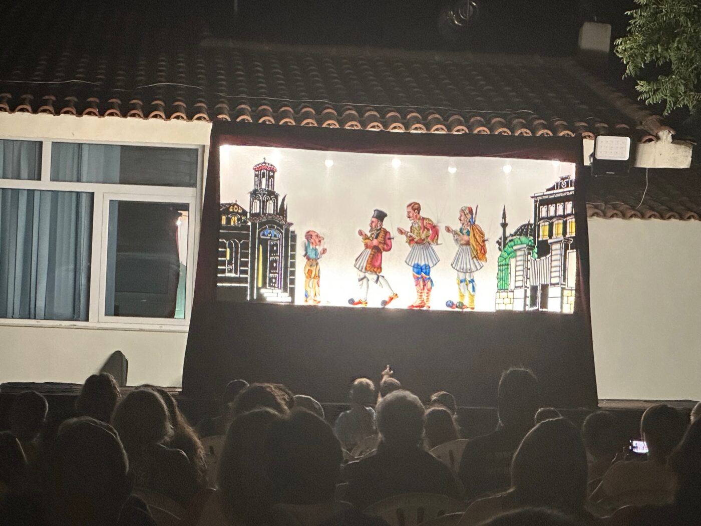 Παράσταση Θέατρου Σκιών με τίτλο «Ο Ήρωας Δεσπότης»