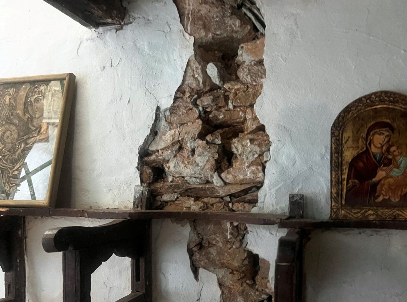 Την αποκατάσταση του ναού της Θεοτόκου στην Παλαιά Σκοτίνα, ζητά ο Σπύρος Κουλκουδίνας