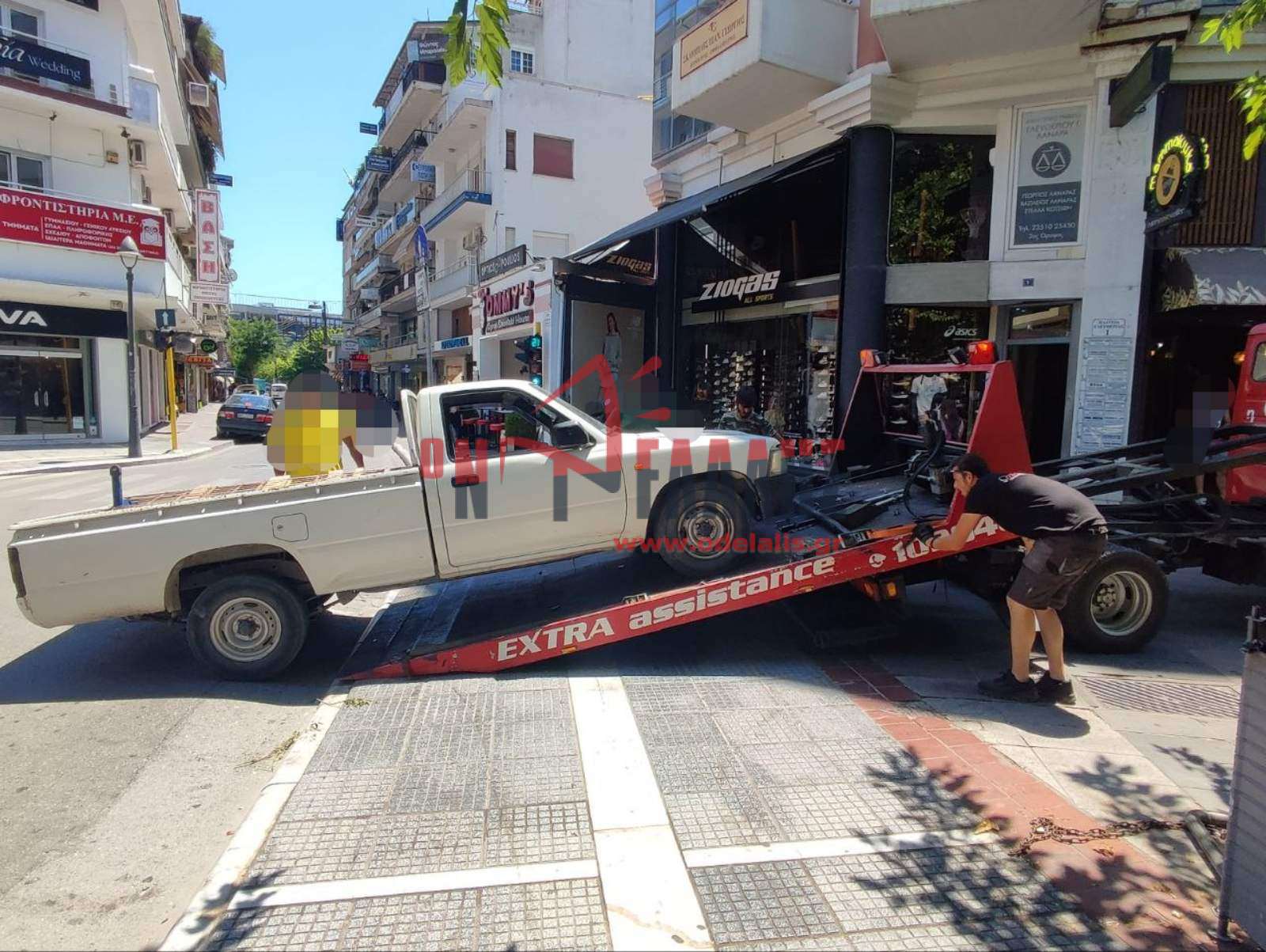 Κέντρο Κατερίνης: Βλάβη οχήματος προκάλεσε κυκλοφοριακή συμφόρηση (vid)