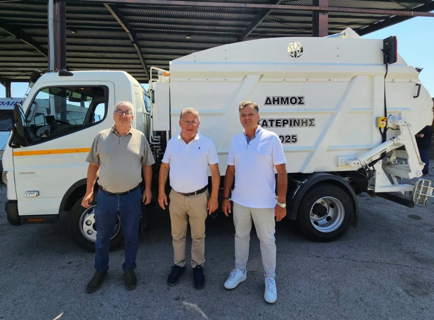 Ο Δήμος Κατερίνης ενισχύει τον στόλο καθαριότητας με ένα σύγχρονο απορριμματοφόρο