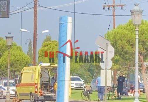 Αναστάτωση στην Παραλία Κατερίνης από γυναίκα που έτρεχε γυμνή (vid)