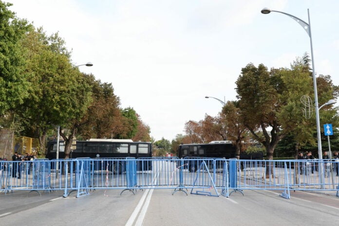 ΔΕΘ: Σε κλοιό συγκεντρώσεων σήμερα η Θεσσαλονίκη – Επί ποδός η ΕΛΑΣ με αυστηρά μέτρα ασφαλείας