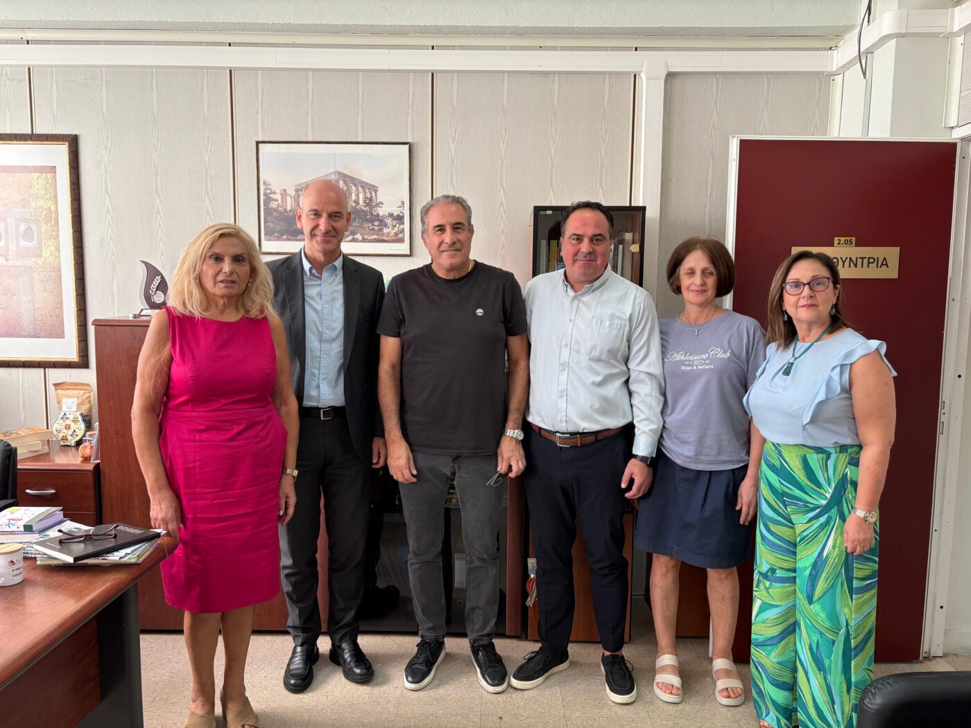 Στις Διευθύνσεις Πρωτοβάθμιας και Δευτεροβάθμιας Εκπαίδευσης Πιερίας ο Φ. Μπαραλιάκος 