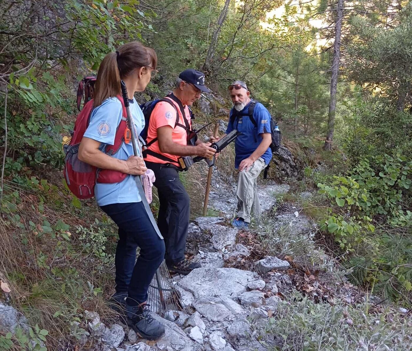 Ο Ορειβατικός Σύλλογος Βροντούς καθαρίζει μονοπάτια του Ολύμπου!
