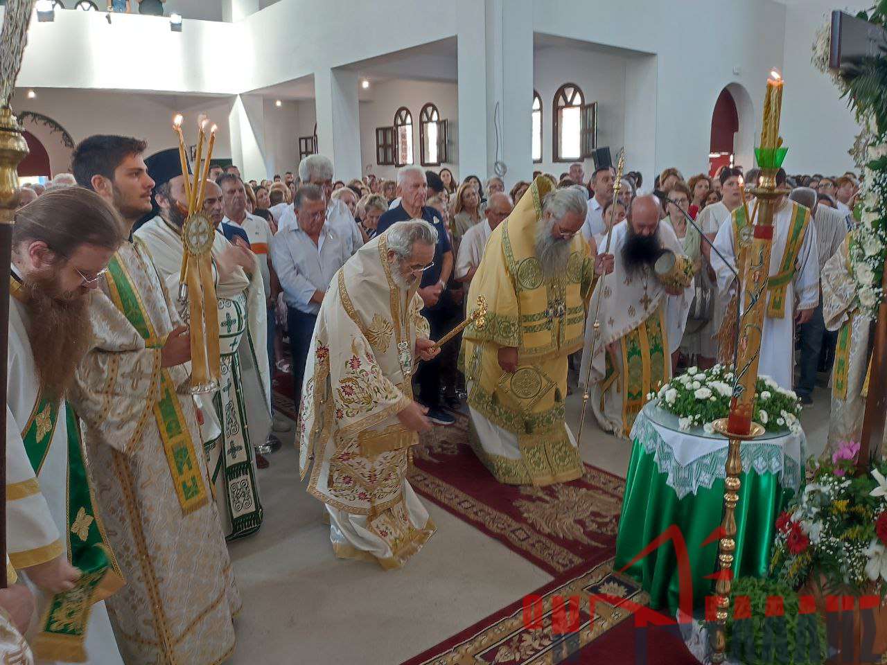 Κατερίνη: Μεγαλοπρεπώς τελέστηκε η Εορτή της Υψώσεως του Τιμίου Σταυρού (ΦΩΤΟΣ)