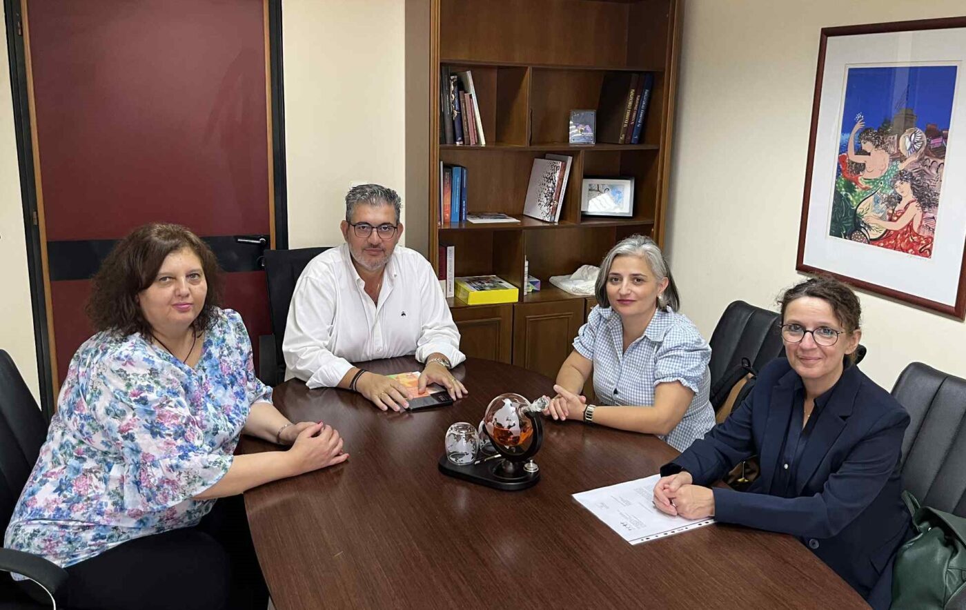 ΕΒΕ Πιερίας: Συνάντηση του Προέδρου με μέλη του Κέντρου Πρόληψης «Άτρακτος»