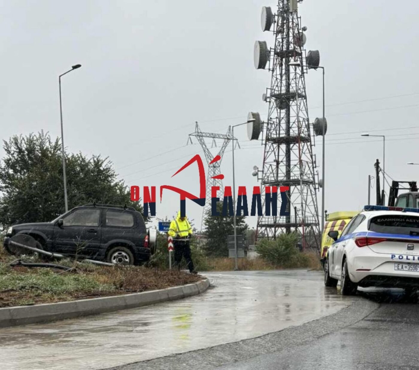 Περιφερειακή Οδός Κατερίνης: Όχημα κατέληξε σε κυκλικό κόμβο