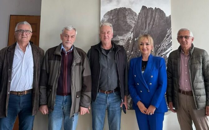 Στην Αντιπεριφερειάρχη Πιερίας ο Σύνδεσμος Εφέδρων Αξιωματικών Ν. Πιερίας