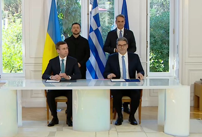 Ελλάδα – Ουκρανία: Συμφωνία για προμήθεια αμερικανικού LNG μέσω του Κάθετου Διαδρόμου