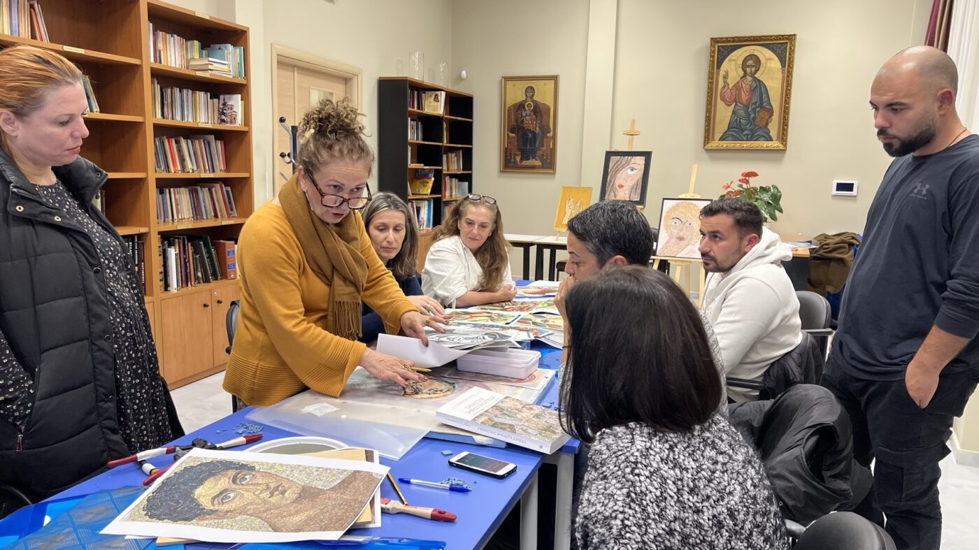 Σεμινάριο Ψηφιδωτού με συνεργασία Μητρόπολης και Κέντρου Γραμμάτων και Τεχνών Δίου