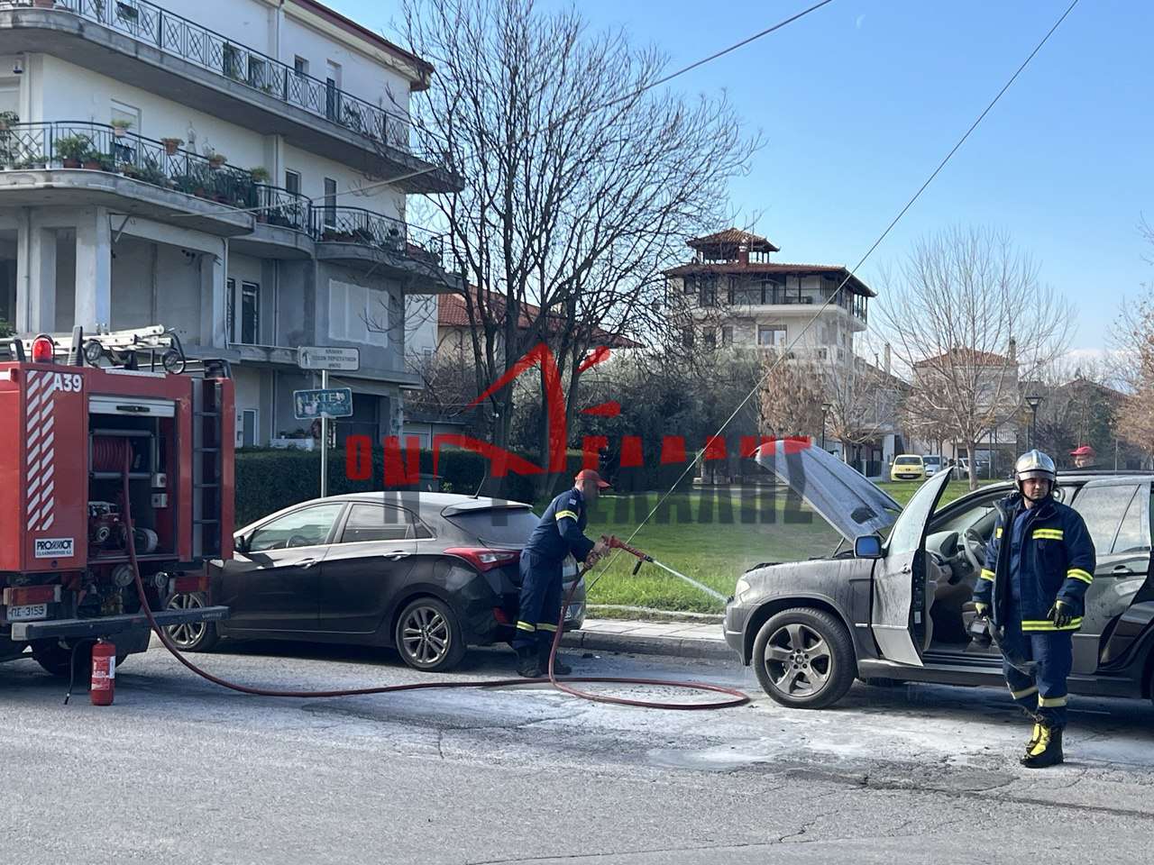 Κατερίνη: Φωτιά σε αμάξι κοντά στο Μουσικό Σχολείο (vid)