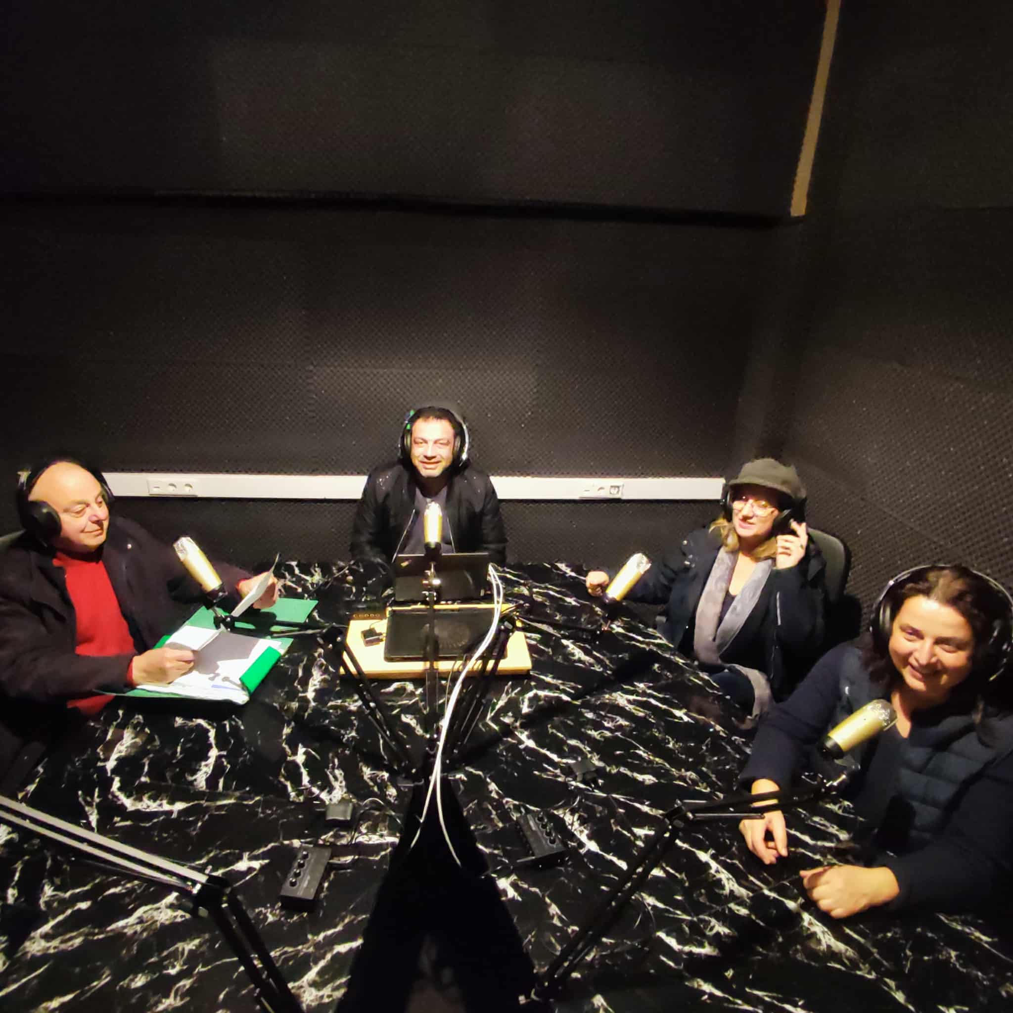 Ο Σύλλογος «ΚΟΤΖΑ ΑΝΑΣΤΑΣ» στις εγκαταστάσεις του νέου Ποντιακού Ραδιοφώνου της Νέας Τραπεζούντας