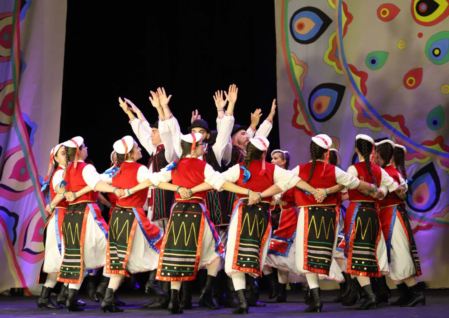 Το Πάρκο των Χρωμάτων: Λαϊκή Μουσική & χοροί της Βουλγαρίας με δημοφιλείς καλλιτέχνες της χώρας