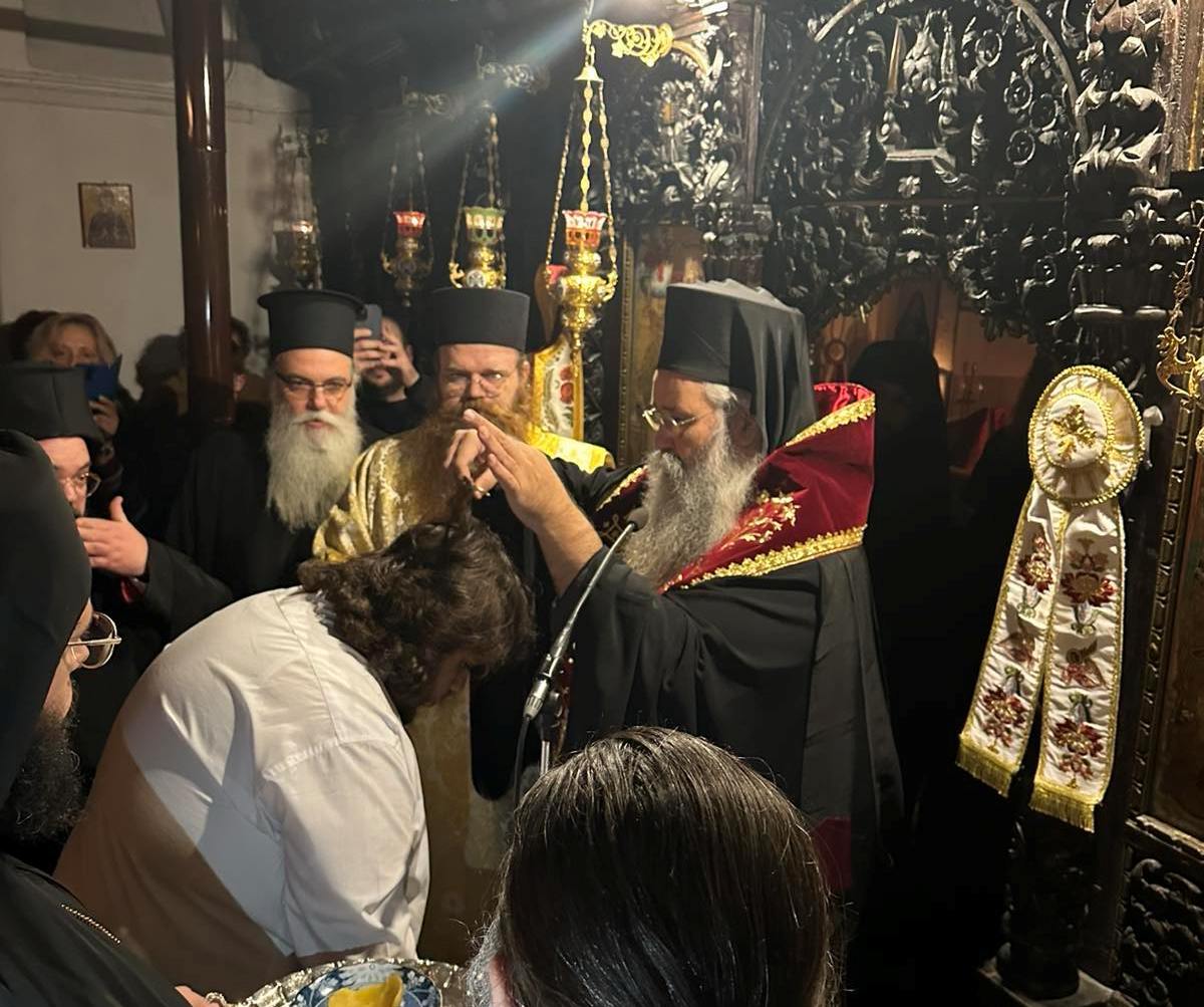 Ρασοευχή μοναχού στην Ιερά Μονή Παναγίας Πέτρας Ολύμπου