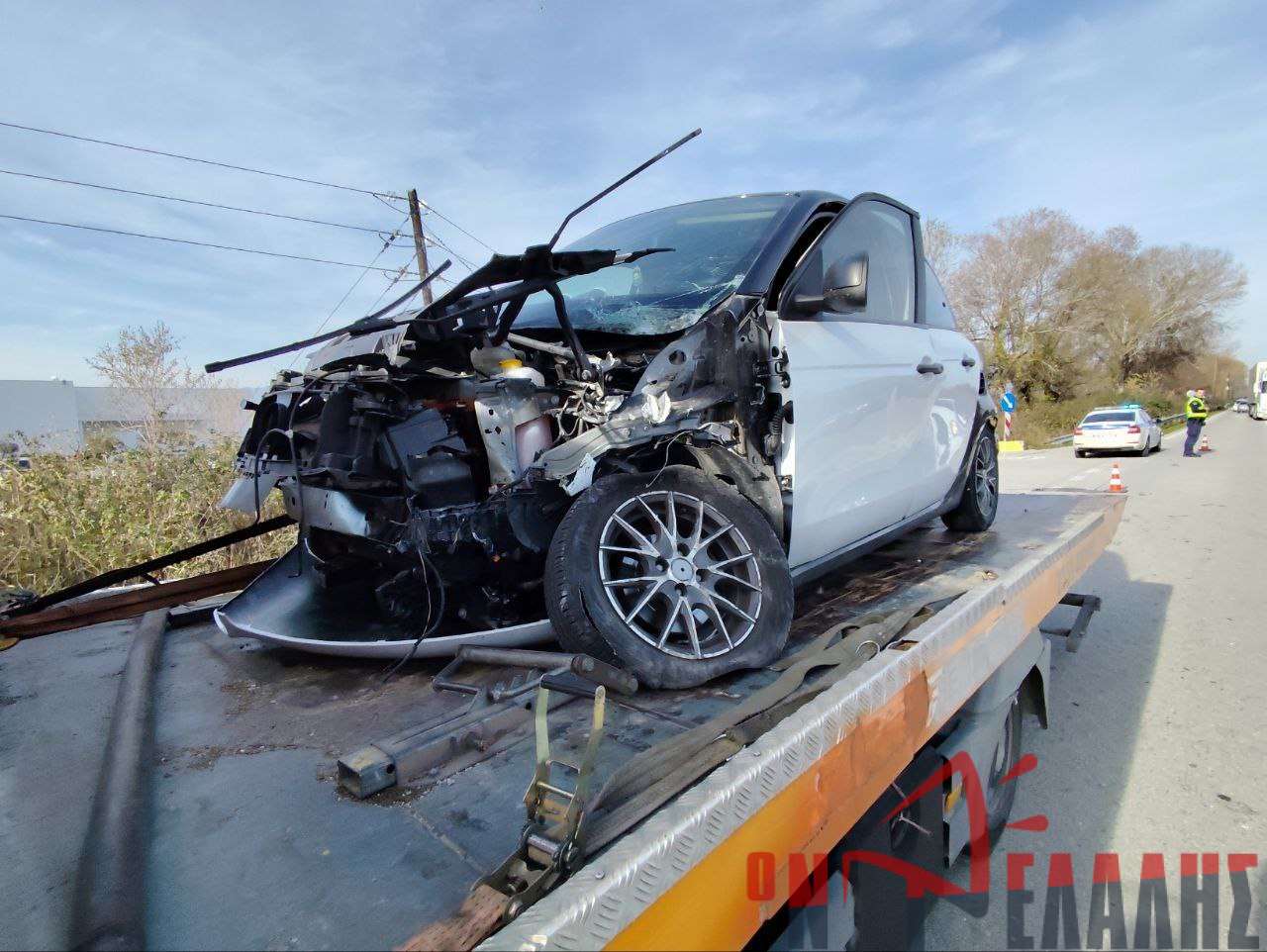 Κατερίνη: Τροχαίο ατύχημα μπροστά στα Jumbo (vid)