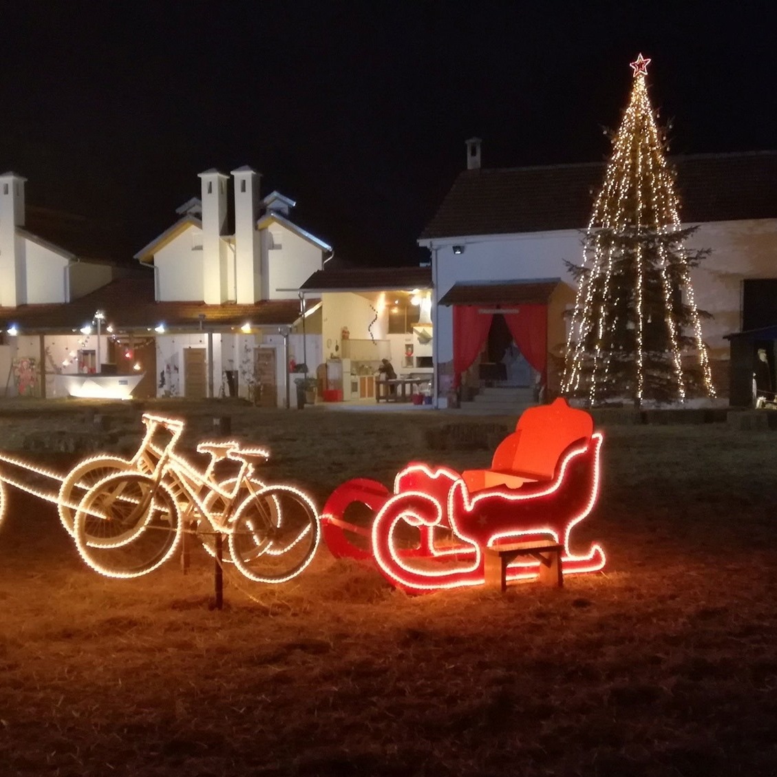Χριστουγεννιάτικο Χωριό του Κόσμου: Εδώ, η χαρά δεν αγοράζεται — προσφέρεται!
