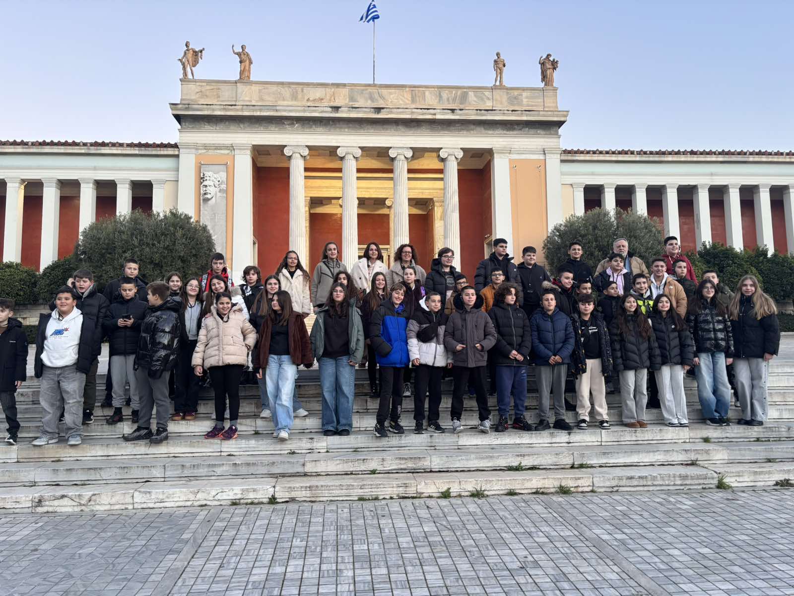 Όταν η σχολική εκδρομή γίνεται ταξίδι στην ιστορία | του Ν. Ναχόπουλου