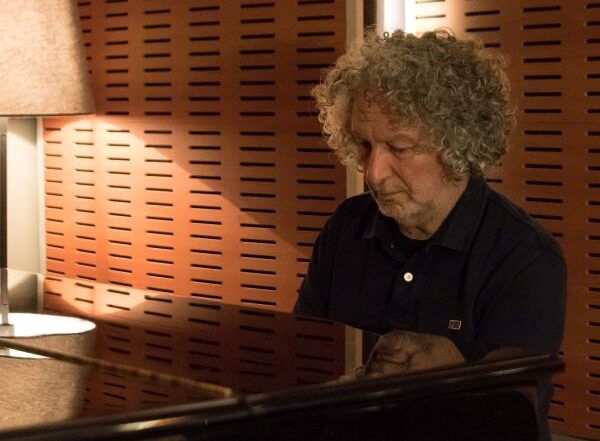 ΟΡ.ΦΕ.Ο: Μετατίθεται η συναυλία του Γ. Καζαντζή