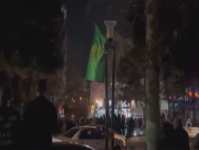 Ιράν: Σοκ από την παραδοχή για 2.000 νεκρούς και επικείμενη εκτέλεση διαδηλωτή