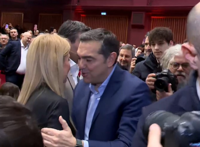 «Ιθάκη»: Το νέο βιβλίο του Τσίπρα και η σκληρή επίθεση στην κυβέρνηση Μητσοτάκη