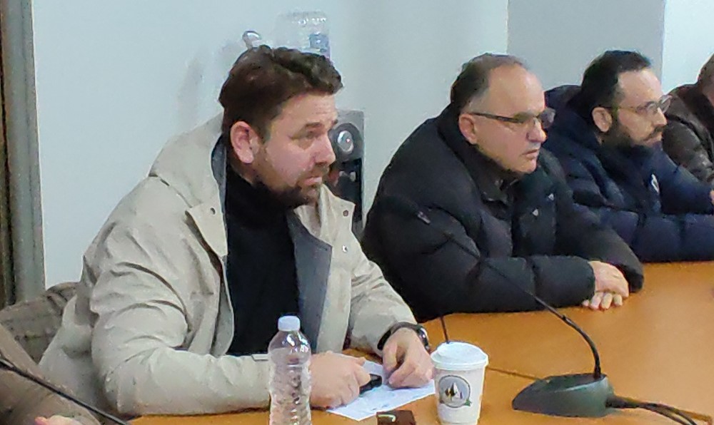 Συνεδρίαση με «σκιές»: Μόνο ο Απ. Τζόβας θυμήθηκε τον αδικοχαμένο κτηνοτρόφο