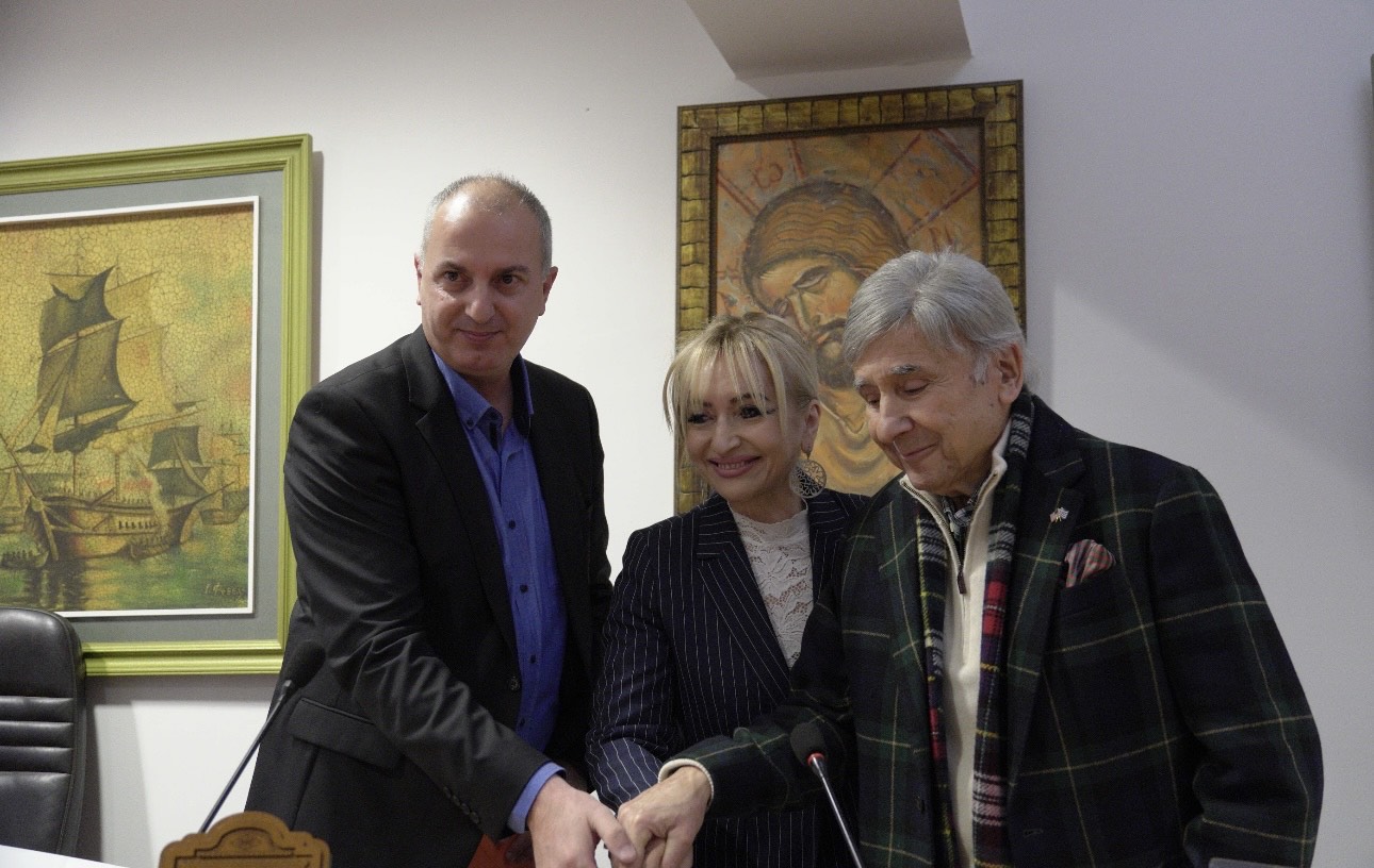 ΒΕΝΙΑΜΙΝ: Μήνυμα ελπίδας και κοινωνικής αλληλεγγύης στην κοπή της Βασιλόπιτας