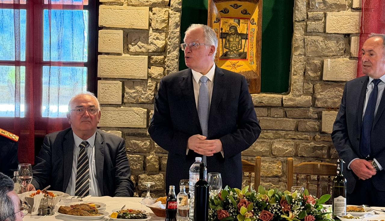 Κόνιτσα: Επίτιμος δημότης ο Πρόεδρος της Δημοκρατίας – Εκπρόσωπος της κυβέρνησης ο Σ. Χιονίδης