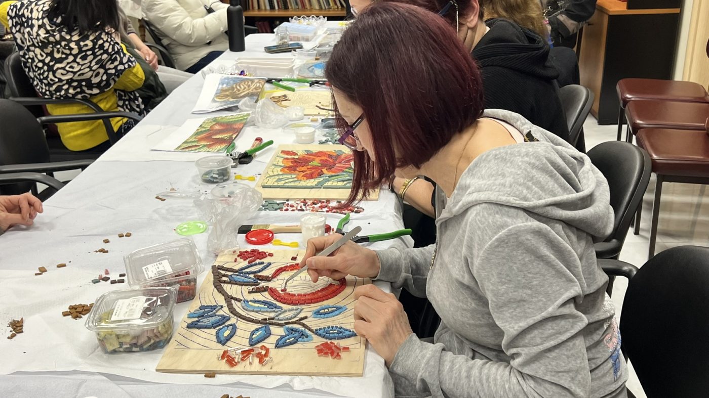 Σεμινάριο ψηφιδωτού: Δημιουργική συνεργασία Μητροπόλεως και Κέντρου Γραμμάτων Δίου